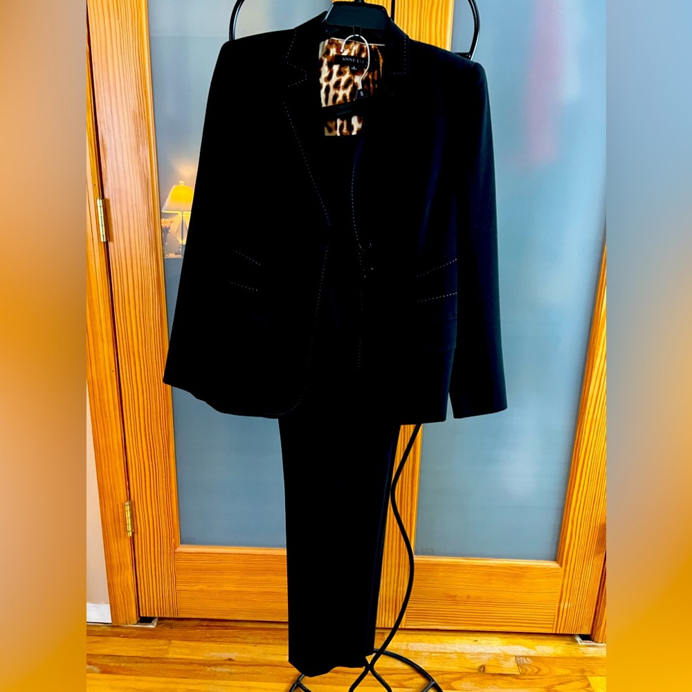 Anne Klein woman business suit